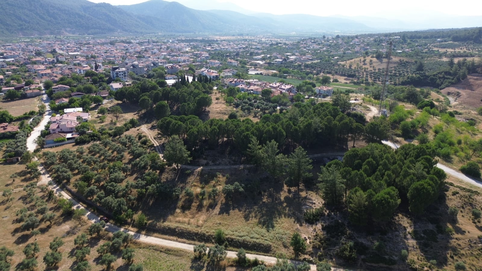 MUĞLA BAYIRDA İMARLI, İKİZ VİLLA İNŞAAT RUHSATI ALINMIŞ MÜSTAKİL 498M2 SATILIK ARSA
